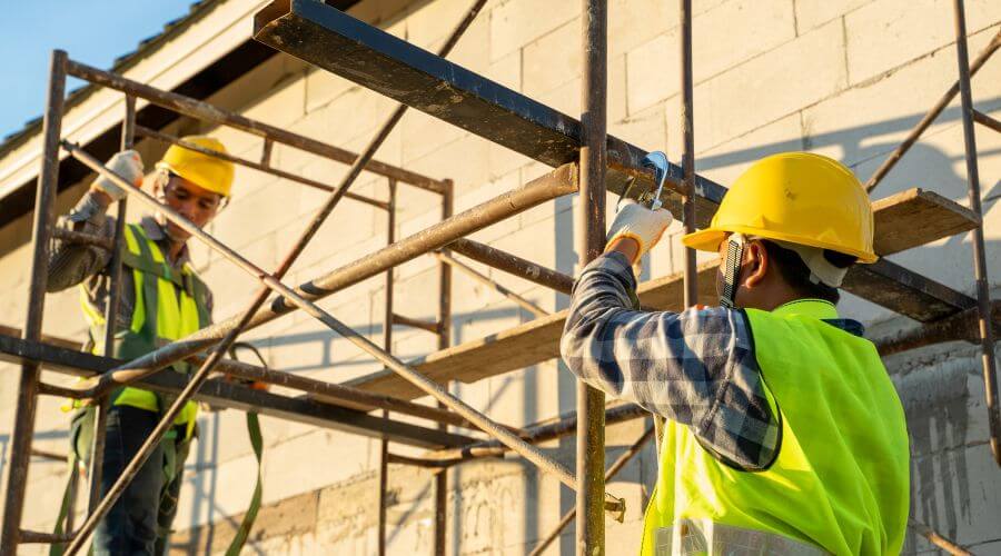 Soffit Repair in Maywood, CA